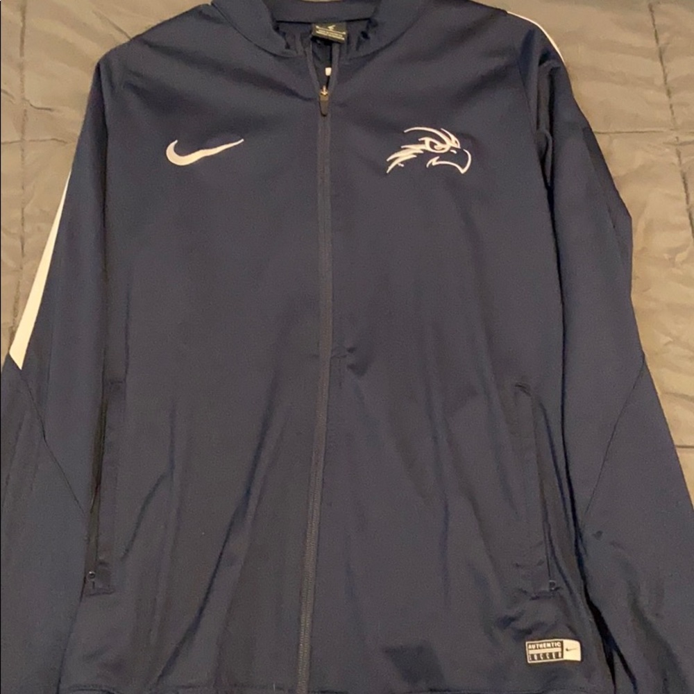Nike UNF soccer jacket